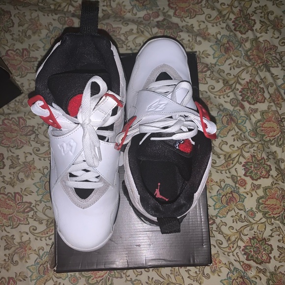Jordan Retro 8 Bugs Bunny Sz. 5.5 - Picture 3 of 5